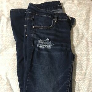 American Eagle Outfitters Distressed Jegging